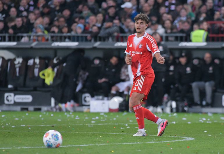 Tom Bischof, médio alemão de 20 anos - 2 golos