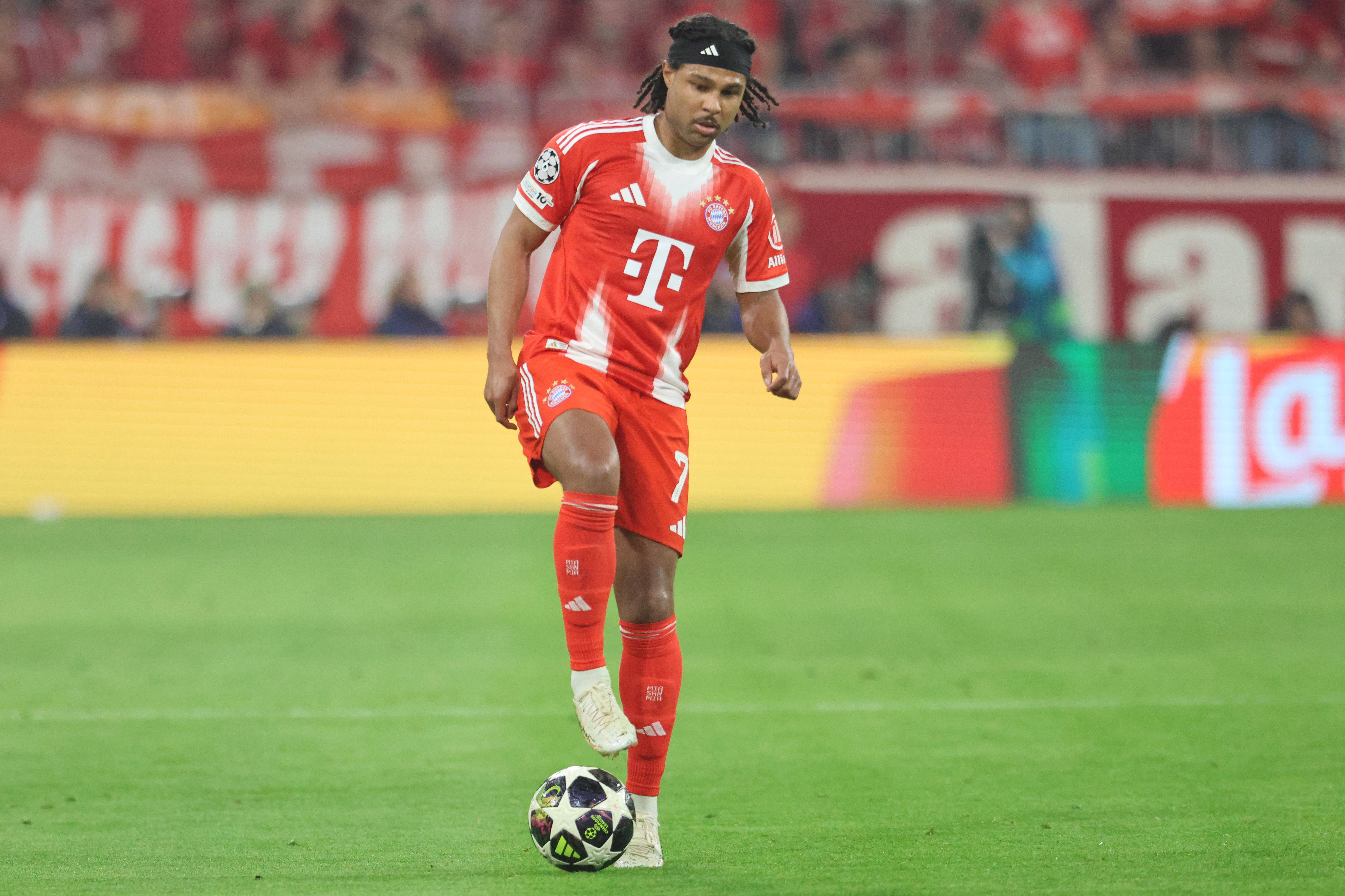 Serge Gnabry, avançado alemão de 30 anos - 8 golos