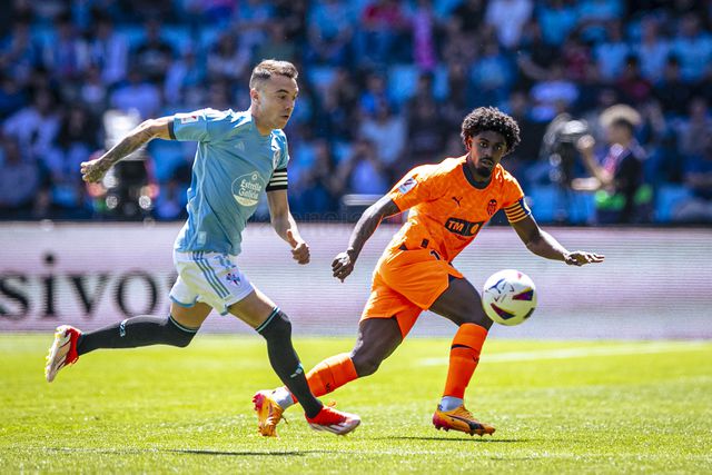 La Liga: Thierry Correia em destaque no empate do Valência em Vigo