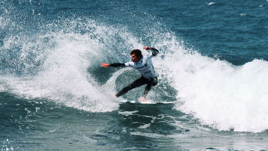 Surf: Antunes perde liderança, Bonvalot falha pódio