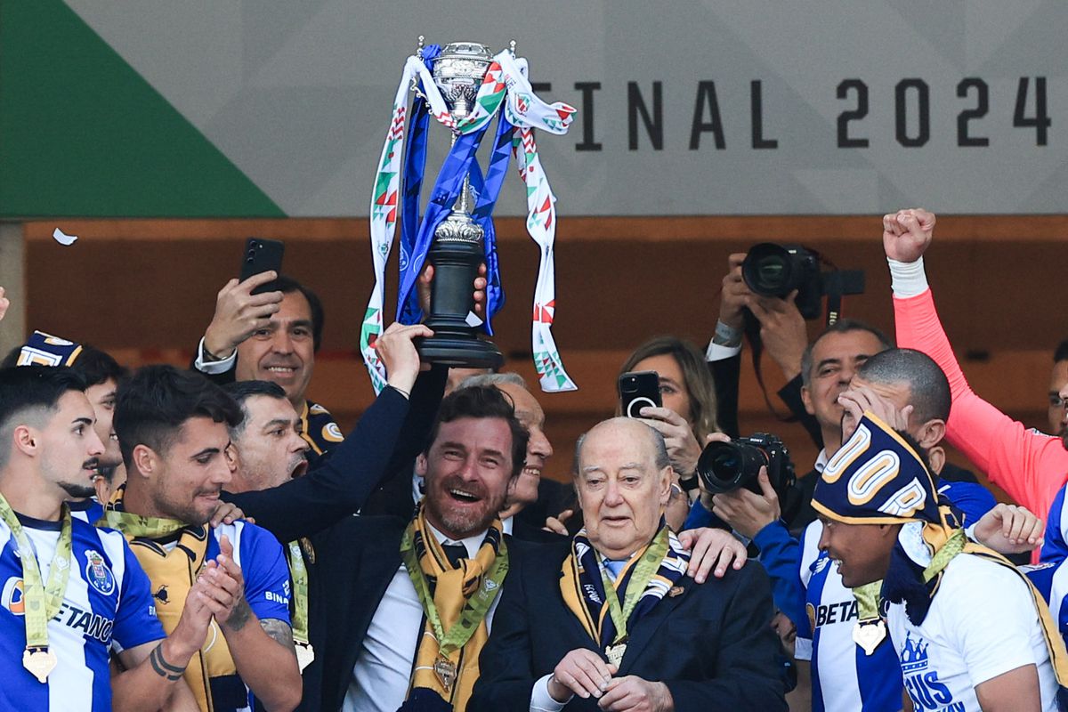 Villas-Boas quer apagar Pinto da Costa da história