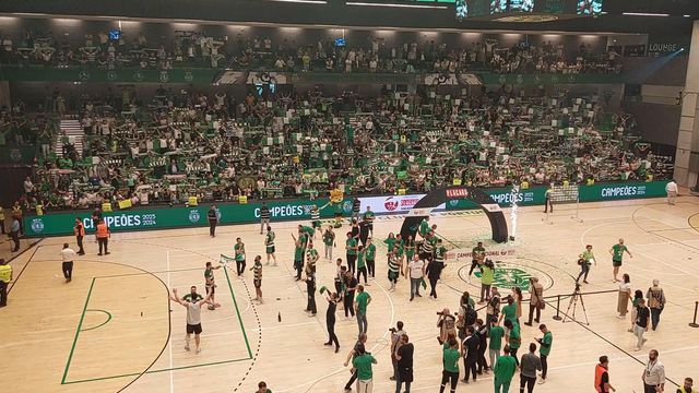 «O Mundo sabe que» do campeão foi vivido de forma especial pelos manos Costa