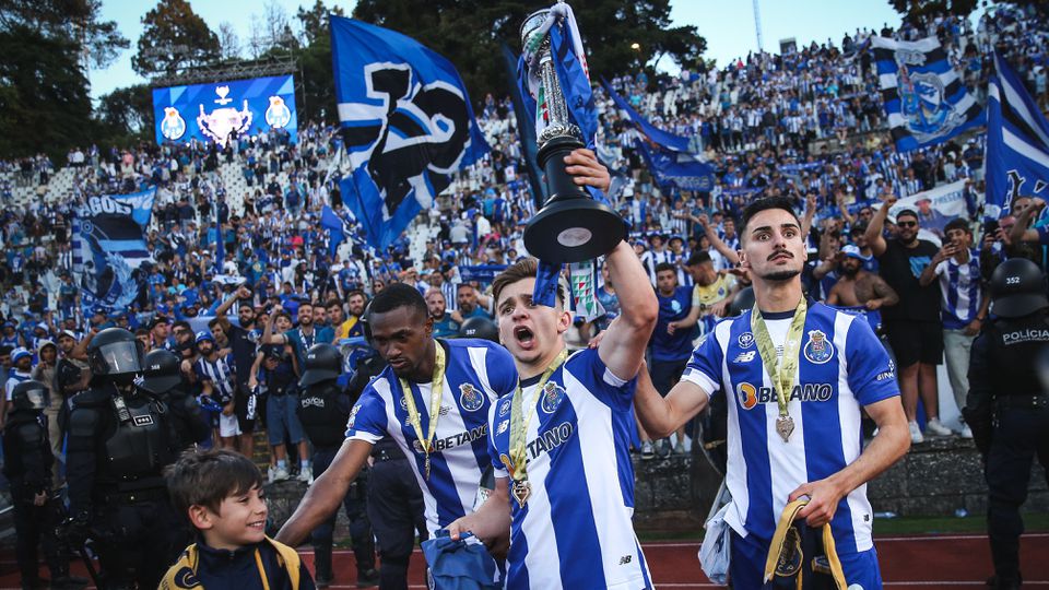 Não é só Francisco Conceição que a Juventus tem referenciado no FC Porto, garantem italianos