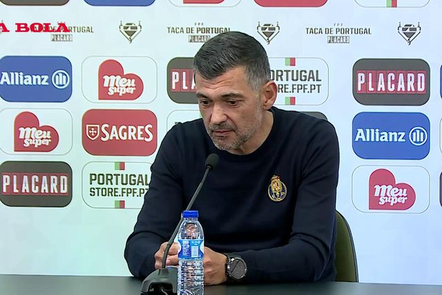 A reação de Sérgio Conceição à expulsão na final da Taça de Portugal