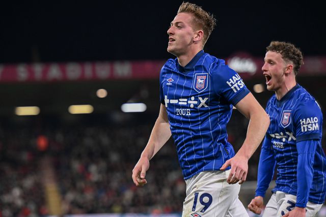 Liam Delap após marcar golo pelo Ipswich