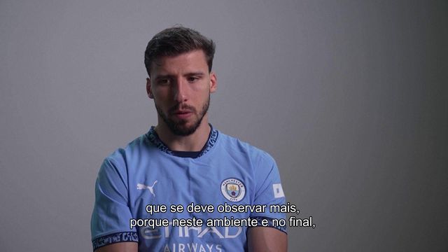 Rúben Dias elogia Guardiola: «Ser tão bom durante tanto tempo...»