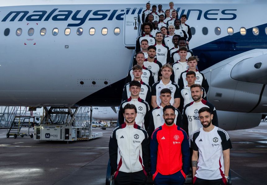 Man. United iniciou esta segunda-feira digressão pela Ásia (Foto: Man. United)