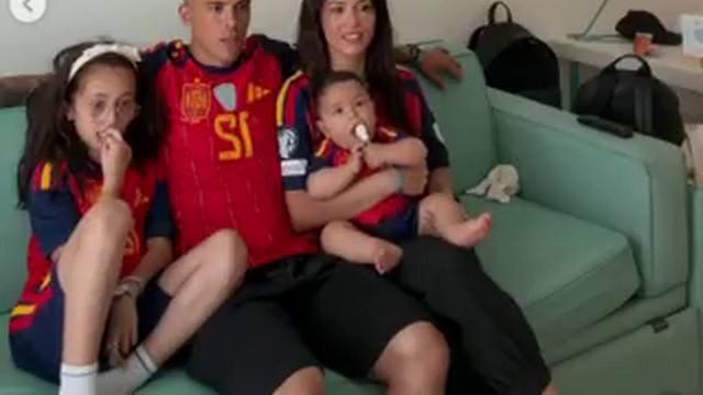 Que susto, pai! Porro festeja convocatória para o Mundial 2026, mas filho sofre