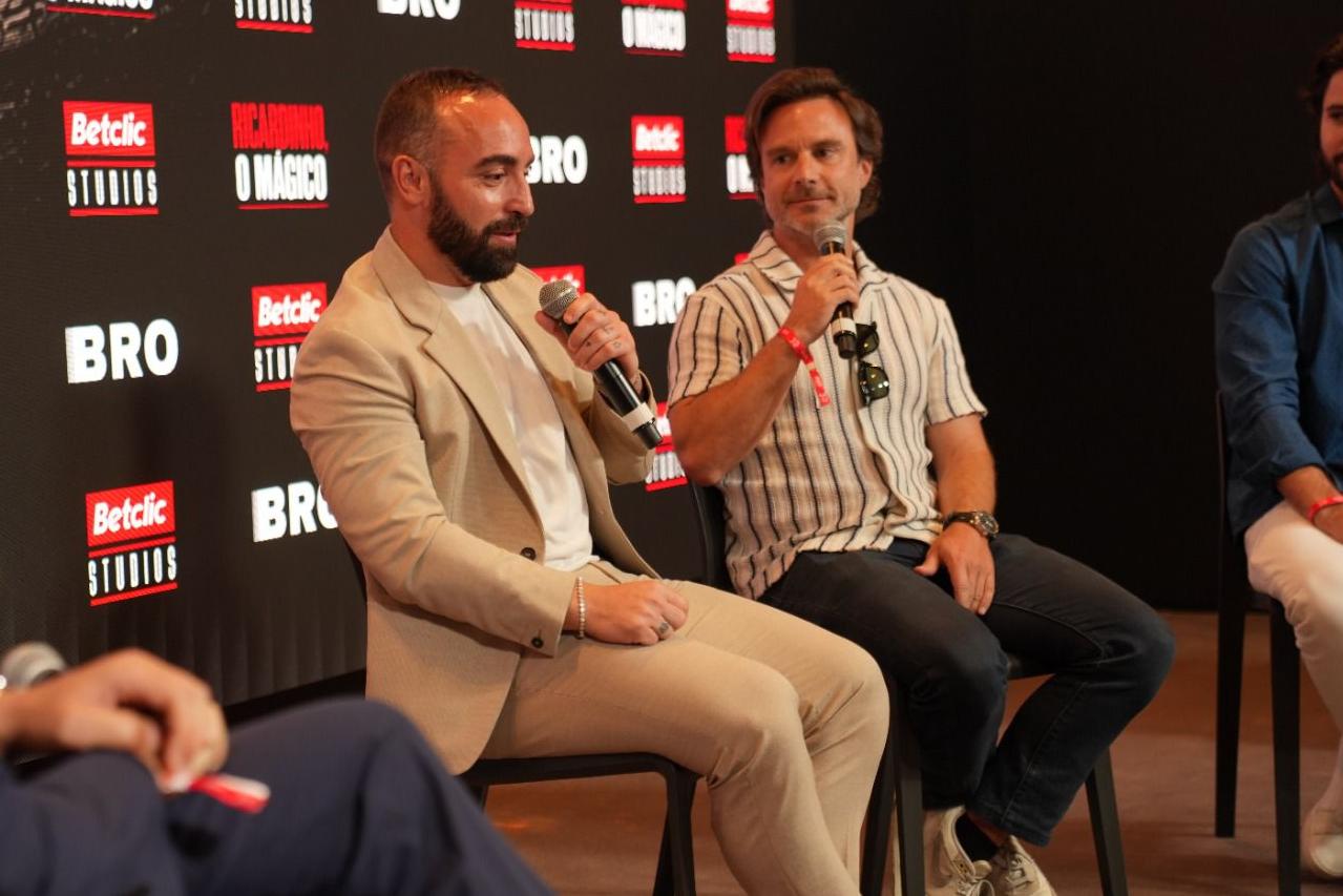 Ricardinho na estreia oficial do documentário, na Cidade do Futebol - Foto D.R.