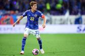 Takehiro Tomiyasu, internacional japonês