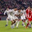 Lance do duelo entre Real Madrid e Bayern para a Champions