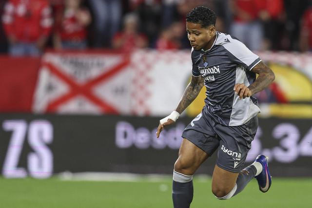 Wesley não convenceu na Real Sociedad e regressa ao Al Nassr