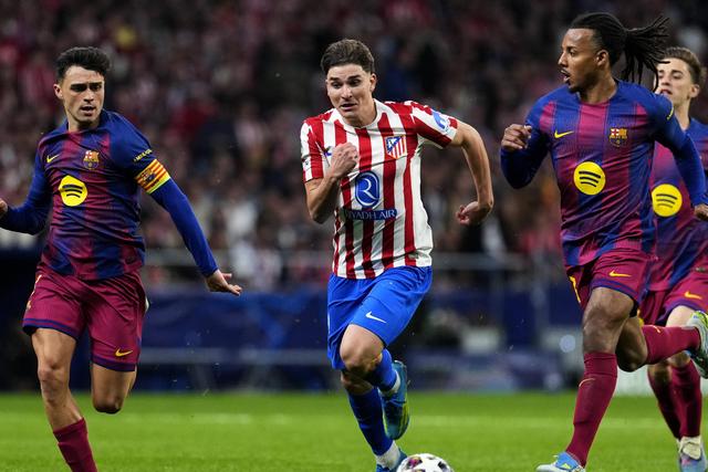 Julián Álvarez assinou pelo Atlético Madrid no verão de 2024  tem contrato até 2030