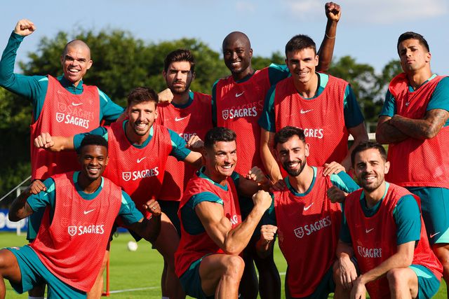 Ronaldo e Diogo Costa na feira de oportunidades