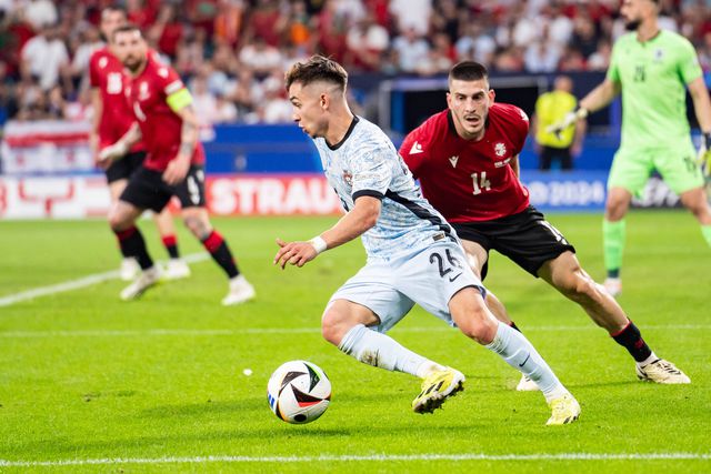 Mercado Total: «Não estou a ver um clube pagar já €45 M por Francisco Conceição»