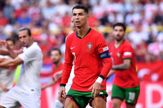 Roberto Martínez deixou-se amarrar por Ronaldo