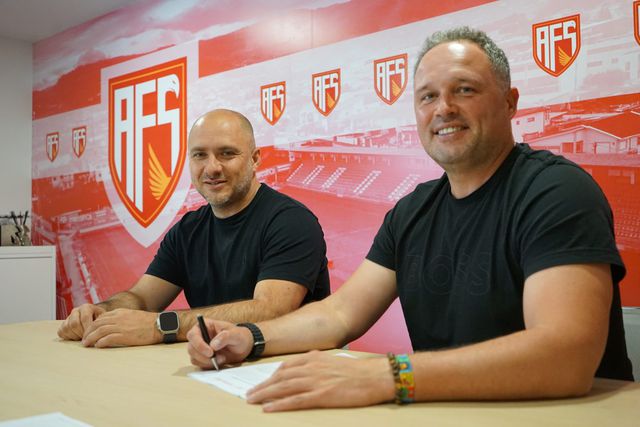 Principal objetivo de Vítor Campelos é que «haja três clubes abaixo» do Aves SAD