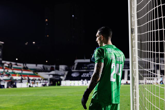 E. Amadora: João Costa não chega a acordo com o Al Fateh… mas vai sair