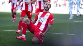 Luis Suárez: Almeria aproxima-se do Sporting