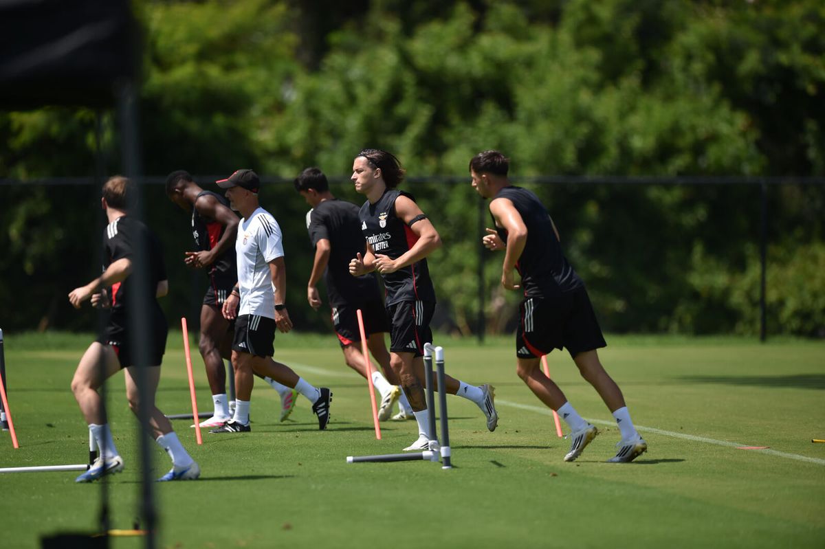Dupla acelera para o Chelsea... e uma saída pela porta grande