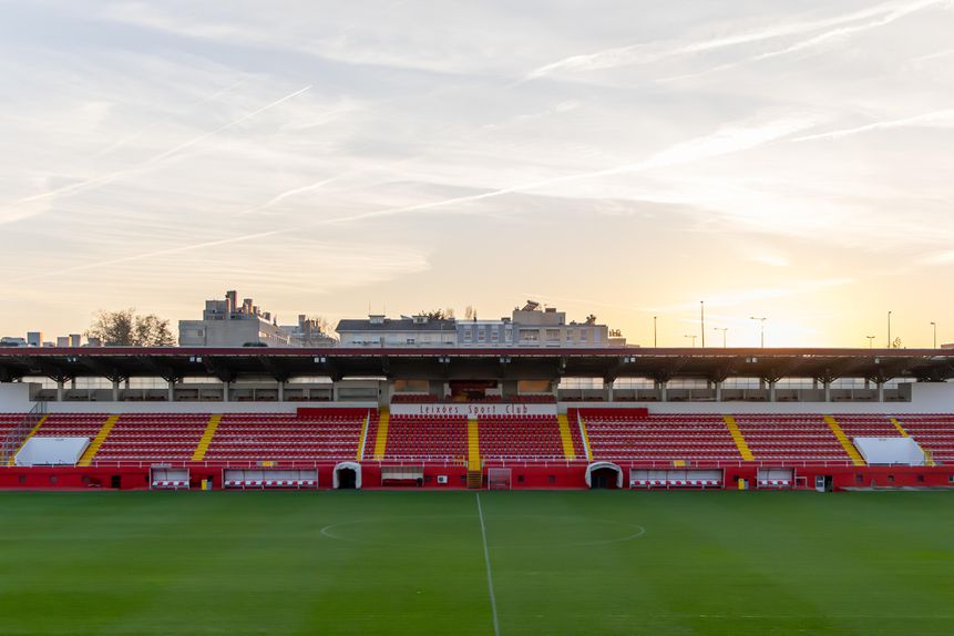 O Estádio do Mar é a casa do emblema leixonense, cuja SAD pode vir a mudar de mãos num futuro próximo (Foto: D. R.)