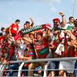 Desde o início houve uma ligação especial entre a comunidade e o clube — Foto: Marítimo