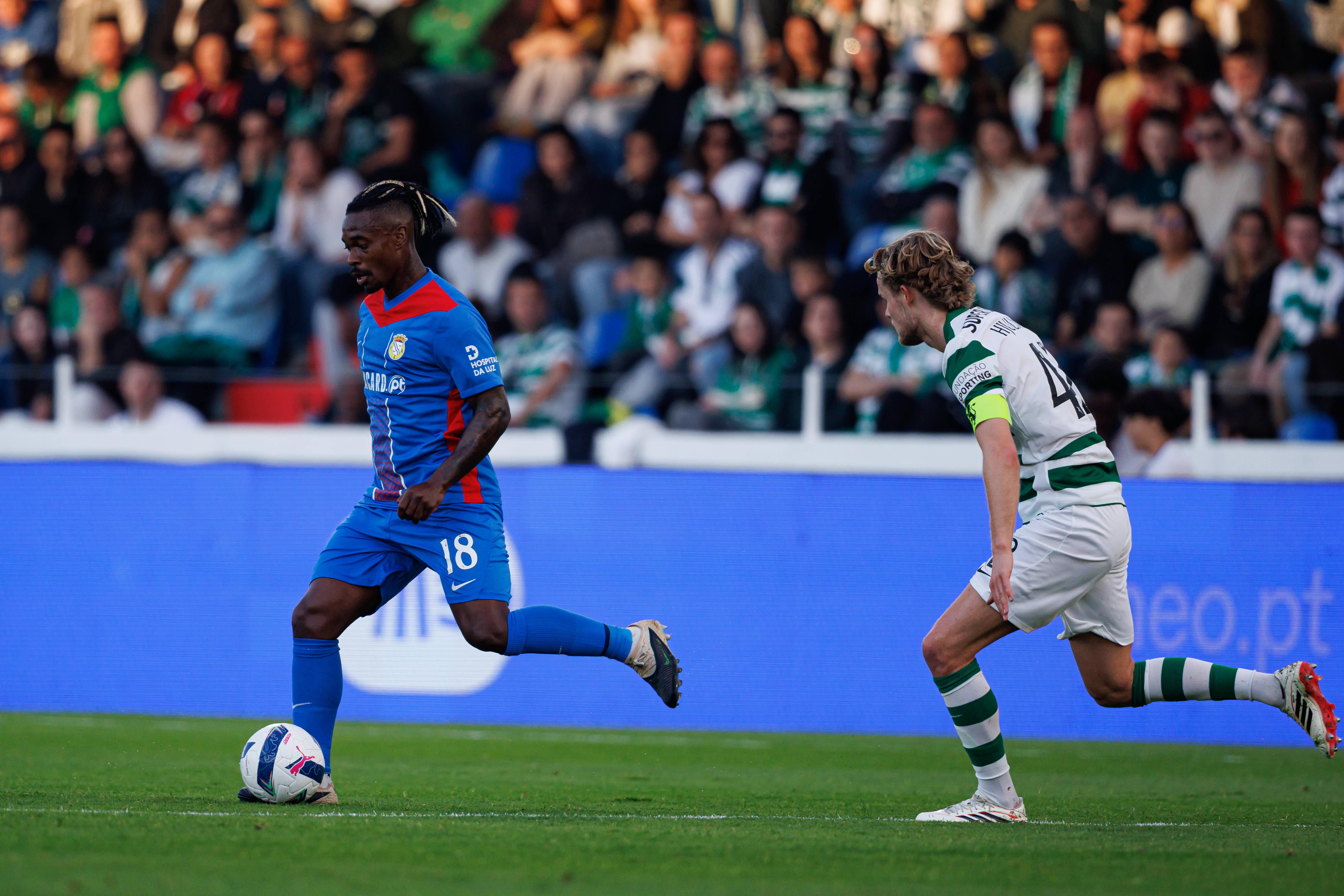 Lincoln destacou-se ao serviço do Alverca, na época finda, e vai regressar ao futebol turco, agora para representar o Bodrumspor