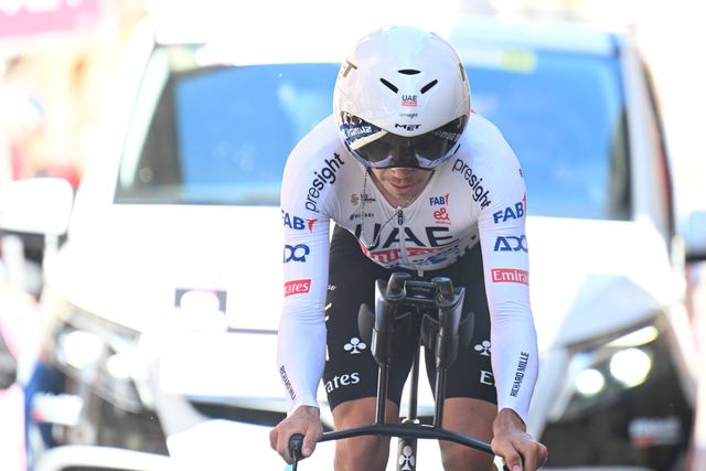 Volta a Rep. Checa: Rui Oliveira cai 110 posições