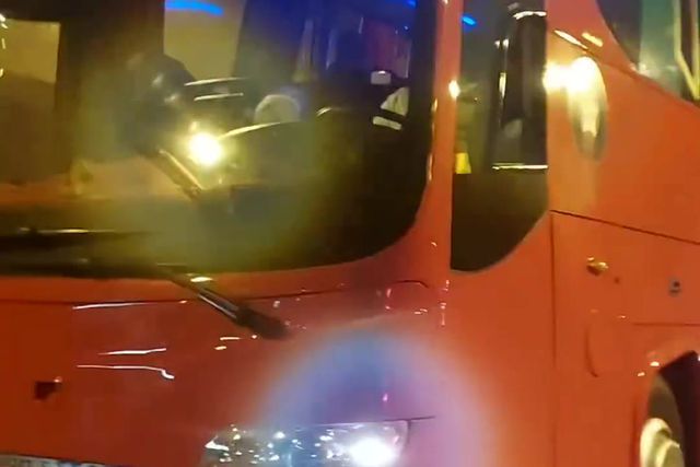 Tudo o que não esperava ver hoje: Hakimi a conduzir o autocarro de Marrocos por Paris