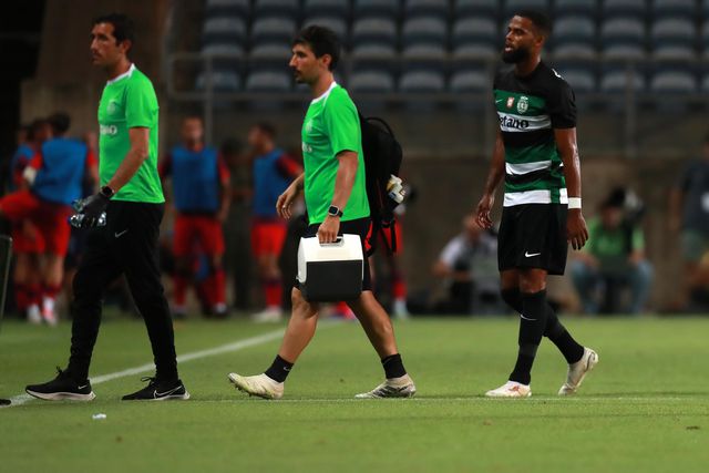 «St. Juste? Ter 8 lesões em 2 anos e esperar que não haja mais nenhuma é otimismo a mais»