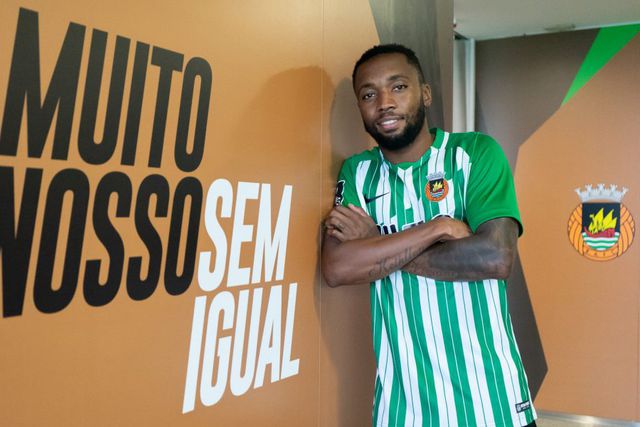 Oficial: Sávio sai do Rio Ave para o Remo