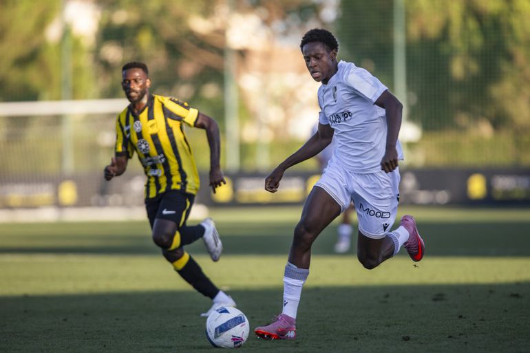 Oumar Camara marcou um dos três golos da vitória dos conquistadores diante dos sauditas do Al-Ittihad