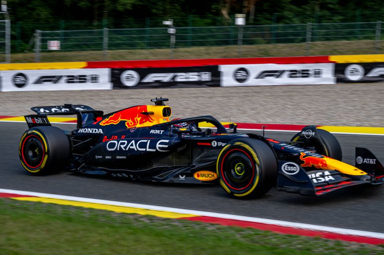 GP Bélgica: Verstappen impôs-se a Piastri e Norris no sprint