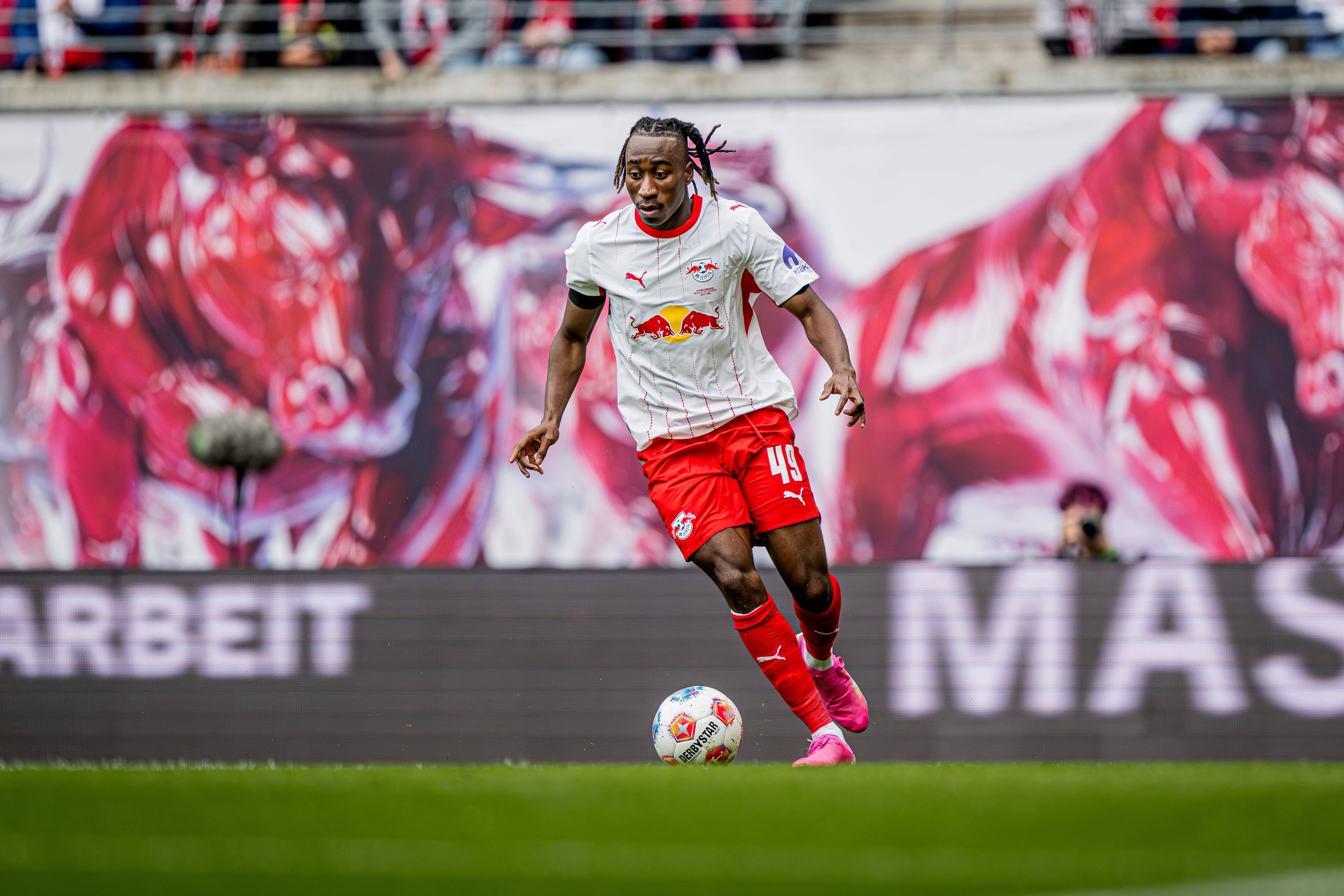 Yan Diomande pode reforçar ataque de Mourinho no Real Madrid