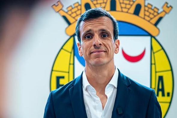 Sérgio Ferreira está prestes a estrear-se na elite do futebol português, ao leme do Alverca — Foto: Alverca