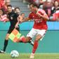 Dedic em ação no particular entre Benfica e Belenenses no Estádio da Luz — Foto: IMAGO