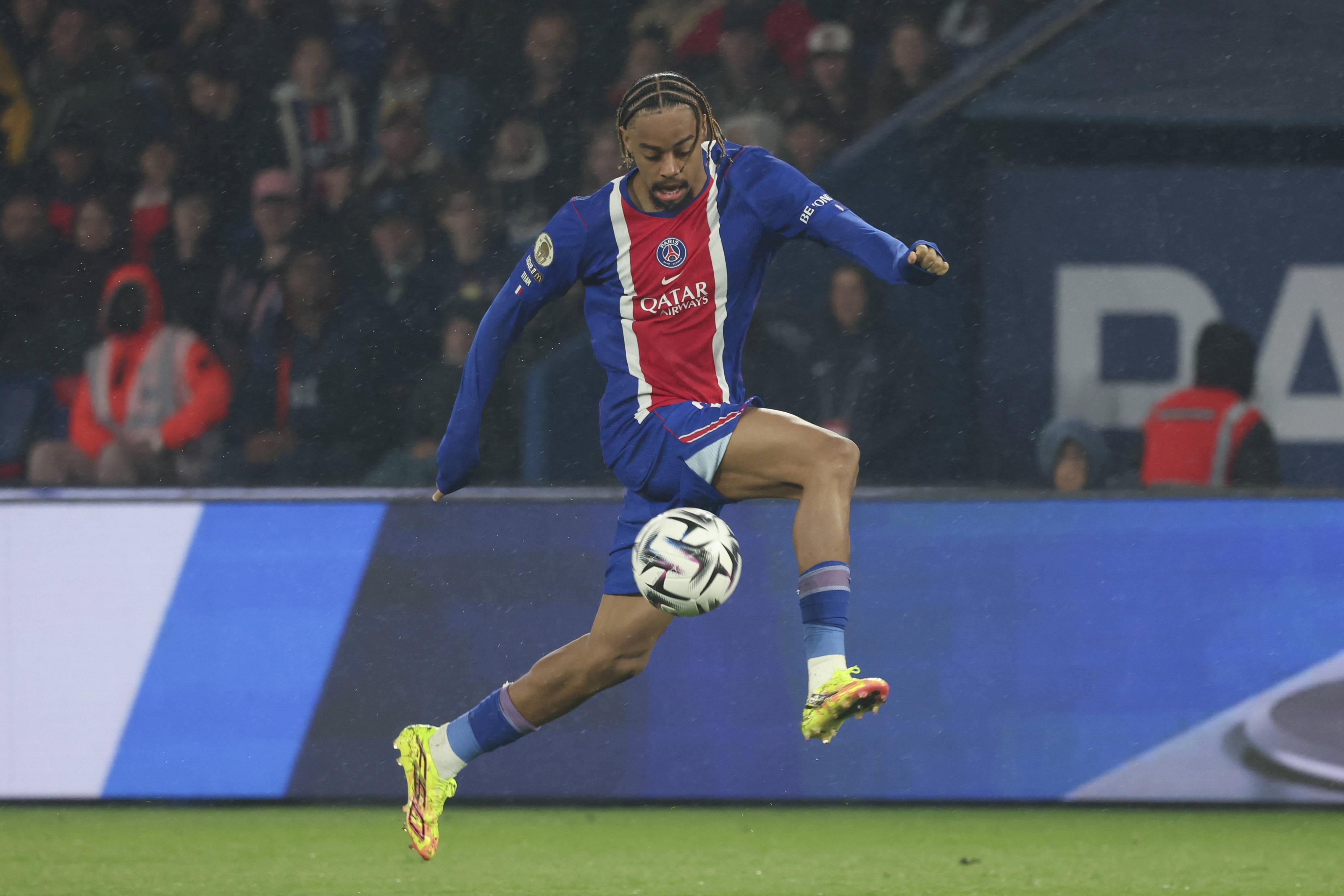 Barcola ao serviço do PSG
