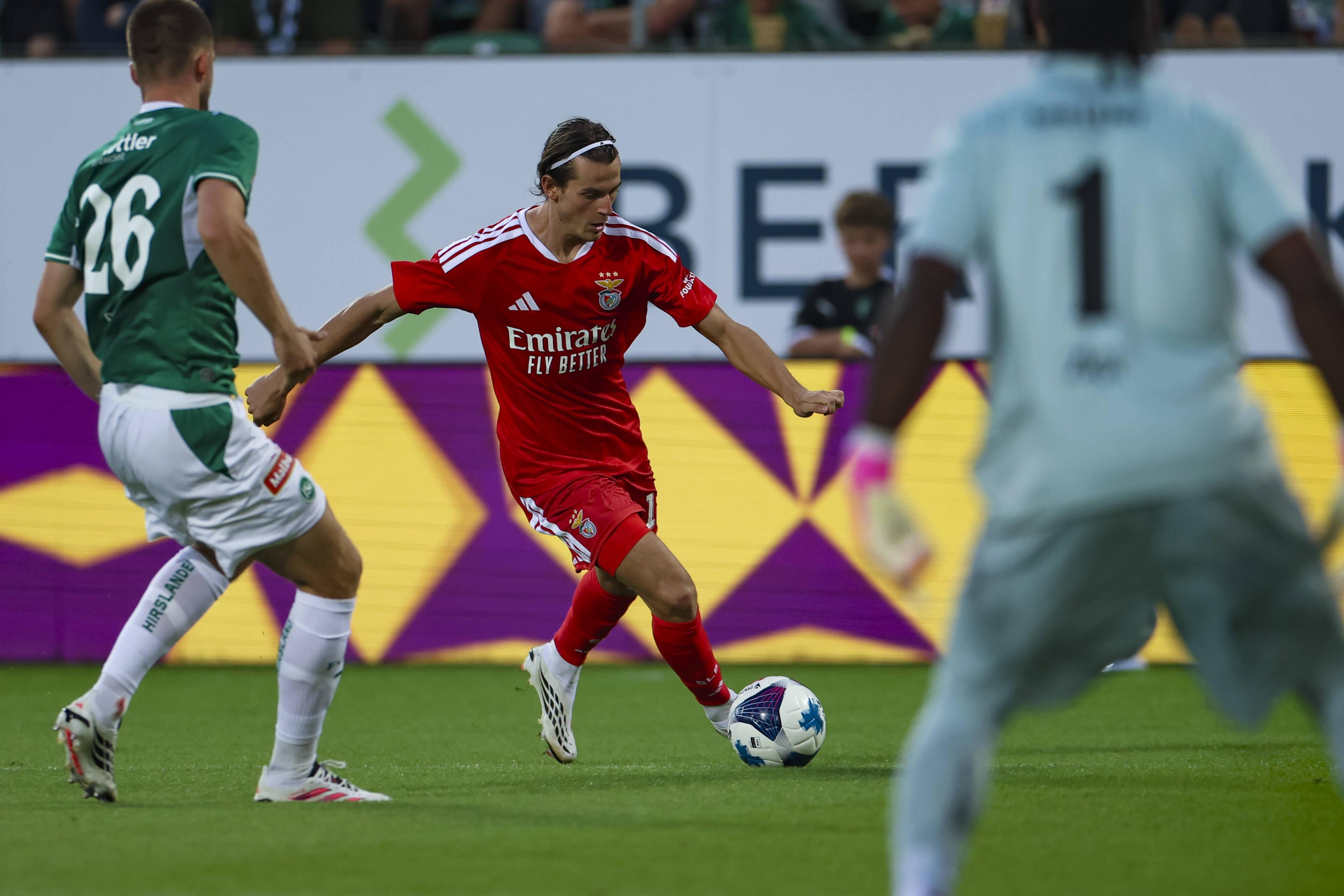 Kaminski, extremo do Benfica (foto: Imago)