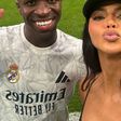 Vídeo e fotos: Kim Kardashian esteve no Bernabéu, Vinícius e até Florentino Pérez posaram