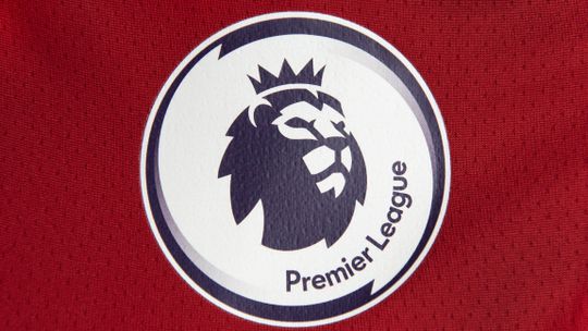 Jogador da Premier League apanhado a trair a mulher