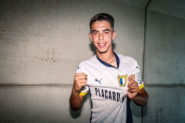 Oficial: Famalicão apresenta jovem ponta de lança internacional sub-20 marroquino