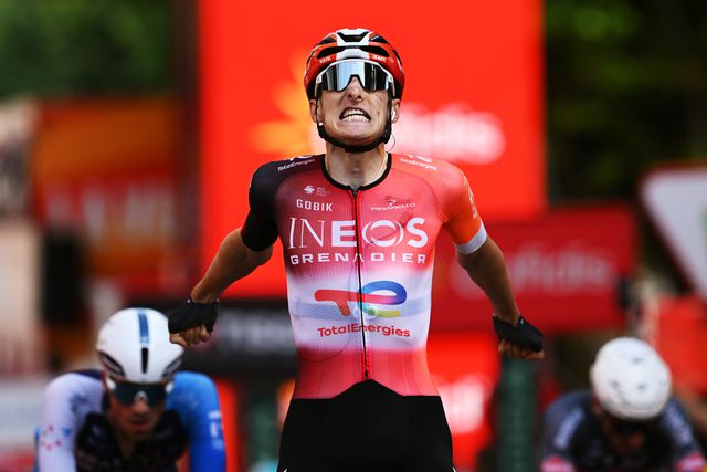 Volta a Espanha: Tardio Ben Turner vence 4.ª etapa e João Almeida mantém 11.ª posição