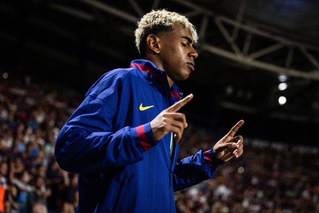 Lamine Yamal no jogo entre Barcelona e Levante Foto: IMAGO