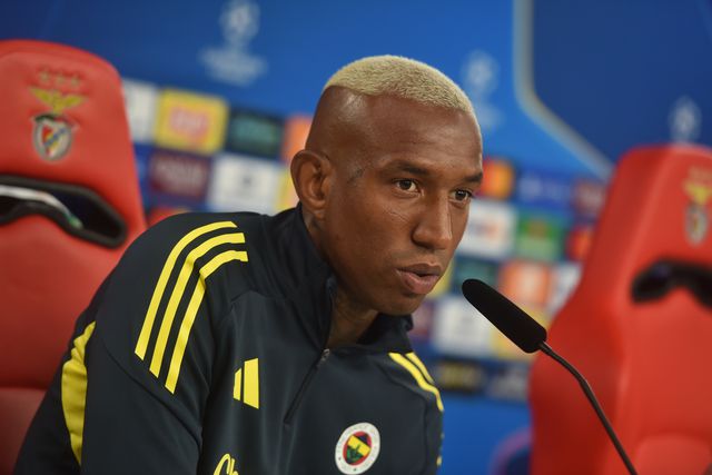 Talisca regressa à Luz para o Fenerbahçe-Benfica (foto: Miguel Nunes/A BOLA)