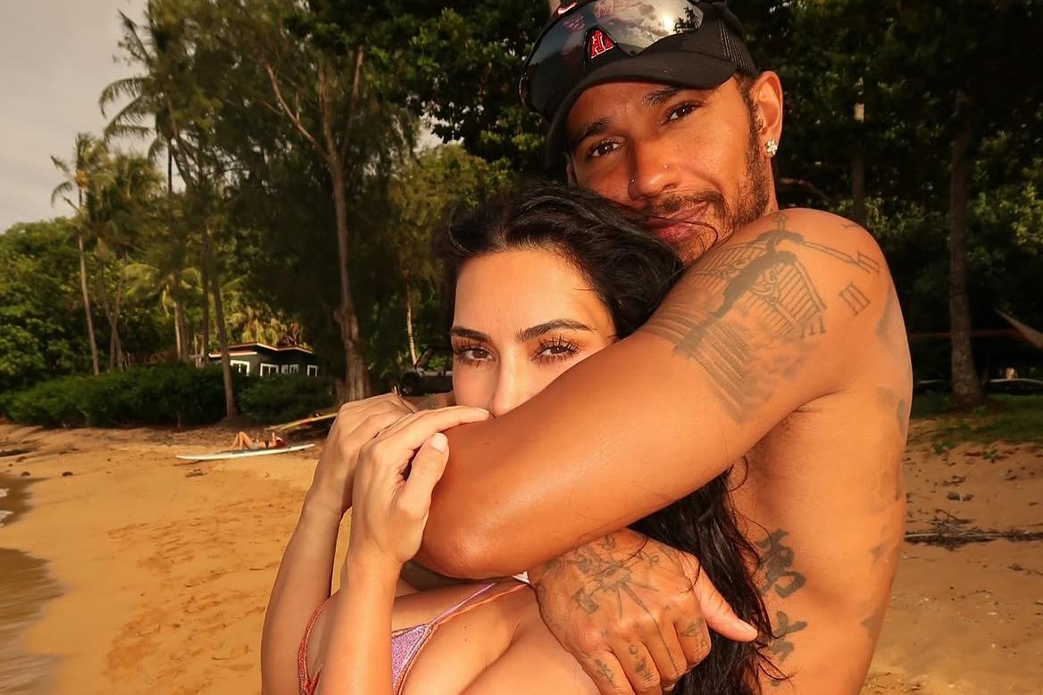Kim Kardashian e Lewis Hamilton de férias