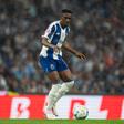 «FC Porto devia ir ao mercado buscar um lateral-esquerdo»
