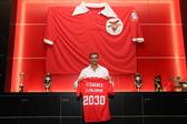 Palhinha com a camisola do Benfica - Foto: SL Benfica