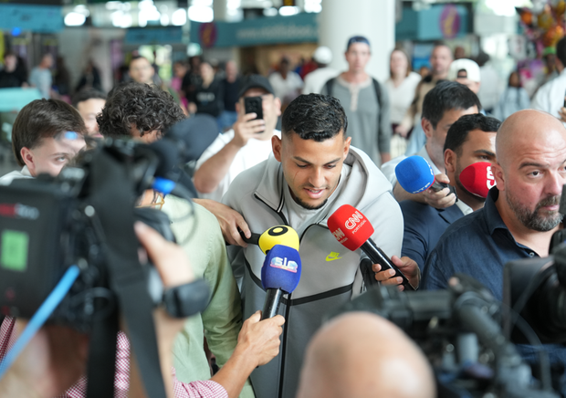 Kaique chegou ontem para reforçar o Sporting — Foto: A BOLA