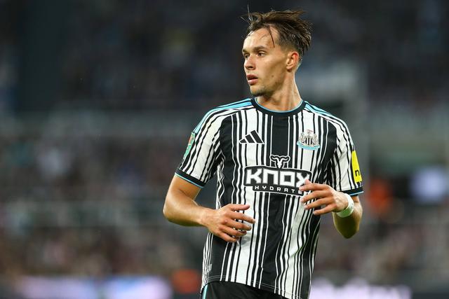Dedic, lateral-direito do Newcastle (foto: Imago)
