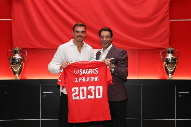 João Palhinha assinou contrato válido para as próximas quatro temporadas - Foto: SL Benfica